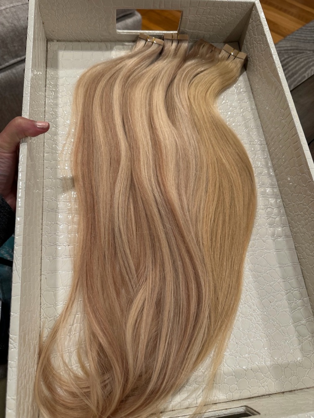 Blonde 16/22 Tape In Hair Extensions - Natural Blonde Multi-Tone 180g #TG1 - Picture 9 of 14